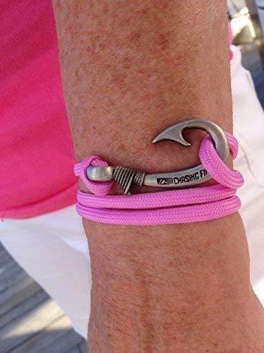 Chasing Fin Adjustable Bracelet 550 Military Paracord with Fish Hook Pendant